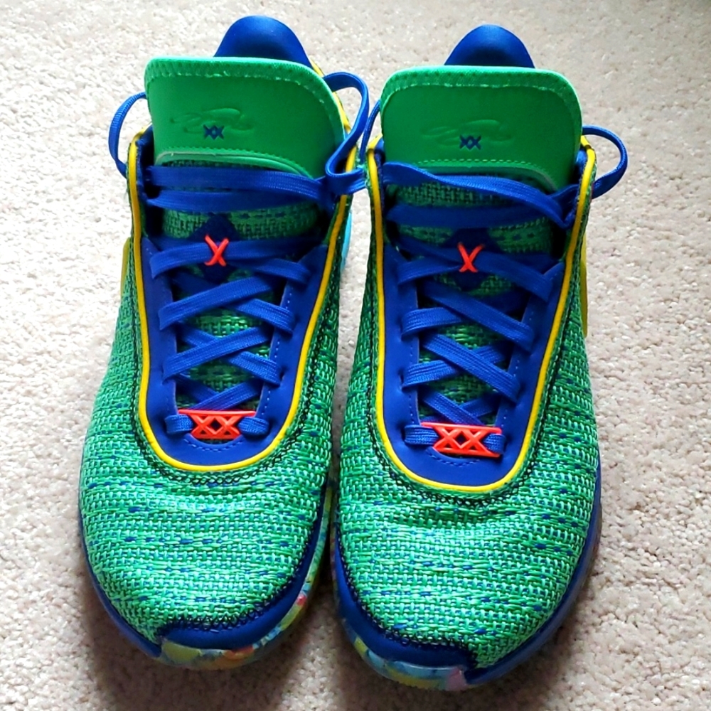 Nike LEBRON Pink Diamond Collection Basketball Shoes